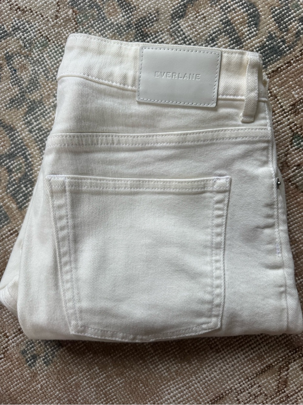 Everlane The Curvy Cheeky Jean in Bone